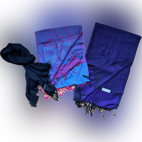 3️⃣Bundle of Three Scarves | Mildly Imperfect | 2 Pashmina & 1 Cashmere | Oblong - Picture 8 of 17